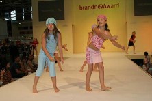 Beachwear Show - moda dziecięca