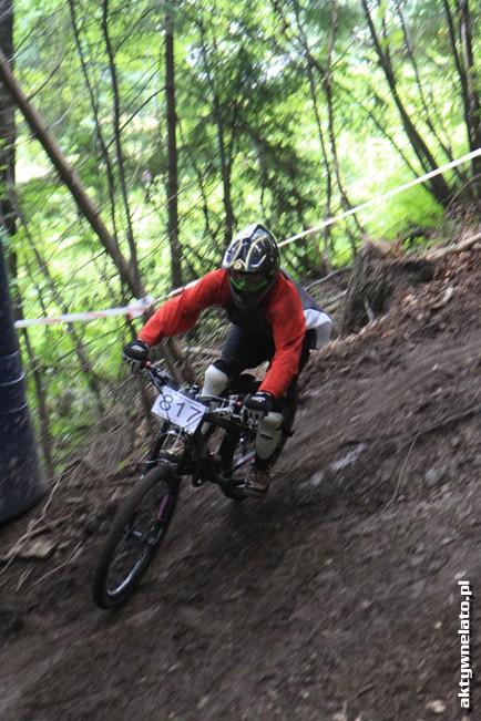 Galeria: Mistrzostwa Polski Diverse Downhill Contest 2011