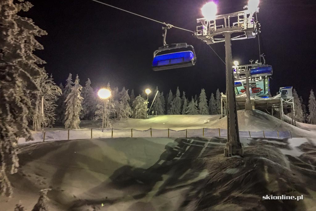 Galeria: Zieleniec Ski Arena - w świetle księżyca