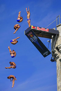 Red Bull Cliff Diving La Rochelle 2010 fot Dean Treml